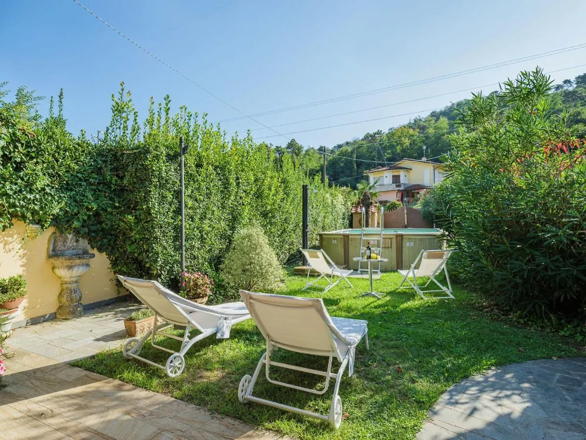 Holiday Home Oleandro By Interhome Camaiore